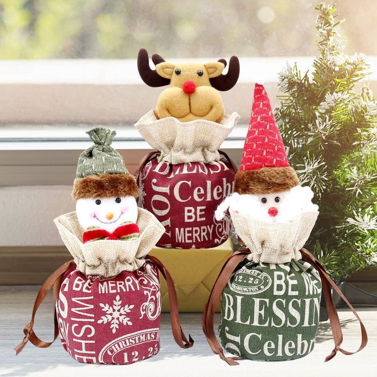 Túi đựng quà Giáng Sinh Noel Merry Christmas hoạt hình - Gấu và Thỏ Merry Christmas (Noel) - Kraft kèm tem dán Size M