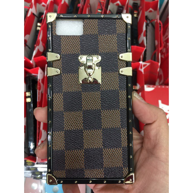 Ốp Iphone Hãng LV ♥️