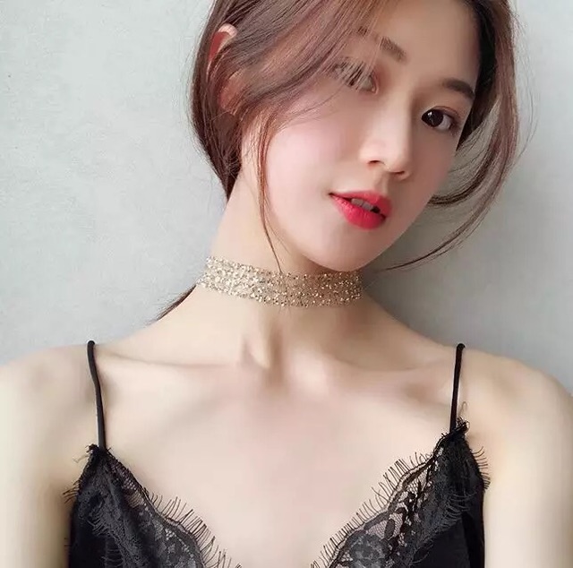 Choker chuỗi hạt châu nhân tạo , choker kim tuyến