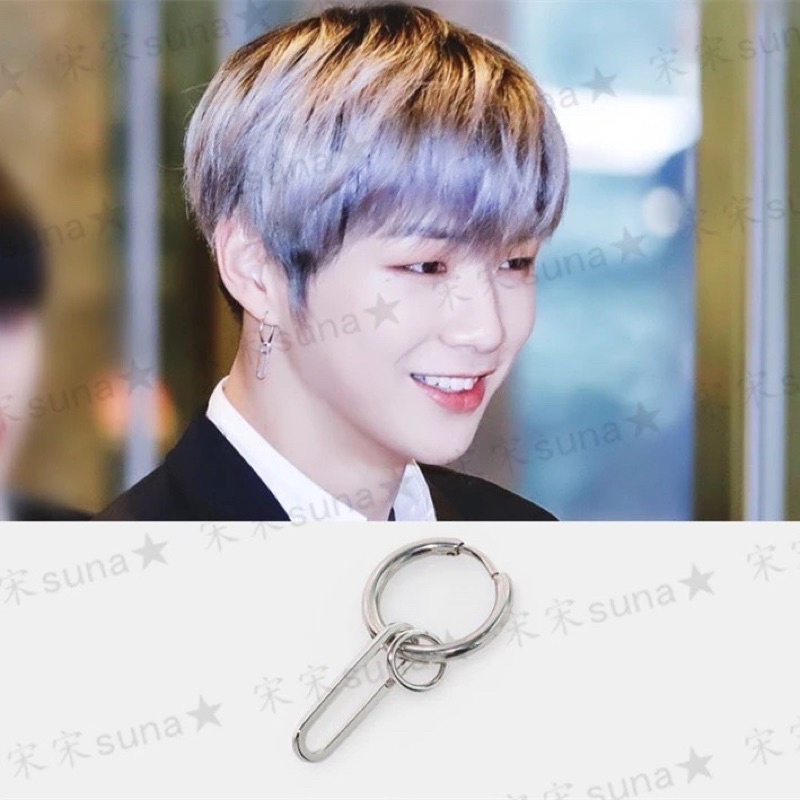 Bông tai titan unisex phối khoen tròn và chữ nhật bầu dài giống Kang Daniel không gỉ
