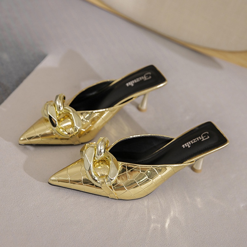 Dép cao gót IELGY mũi nhọn màu bạc phối dây xích thời trang