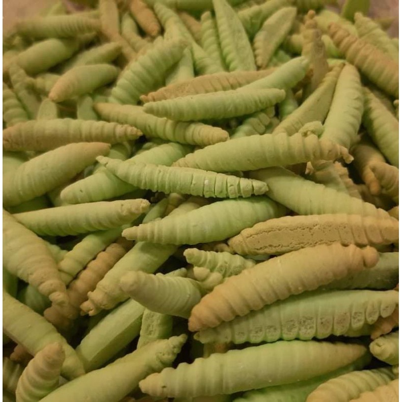 BÁNH MEN LÁ DỨA CON ĐUÔN BẾN TRE