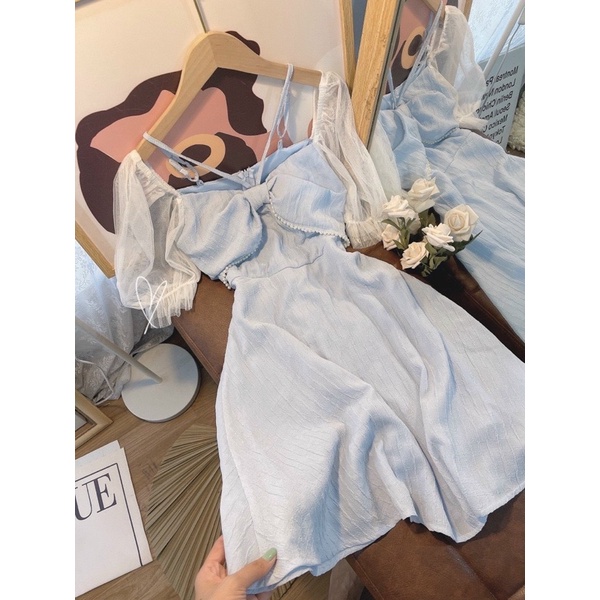 ĐẦM XANH NƠ NGỰC DÂY CHÉO CỔ TAY PHỐI KEM