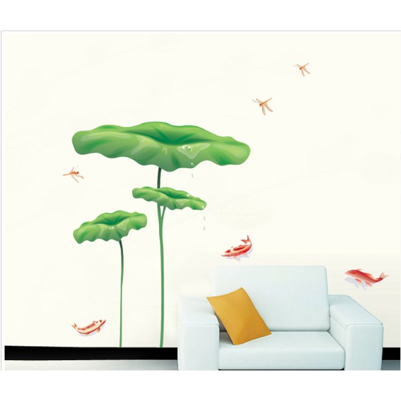 Decal ttranng trí tường Lá Sen lớn và cá chép nhỏ