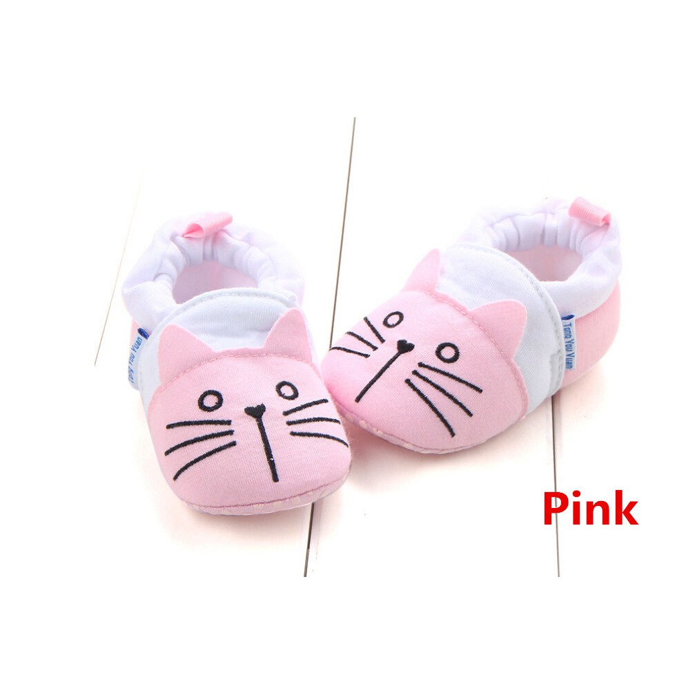 Giày em bé đế mềm chống trượt in hình dễ thương