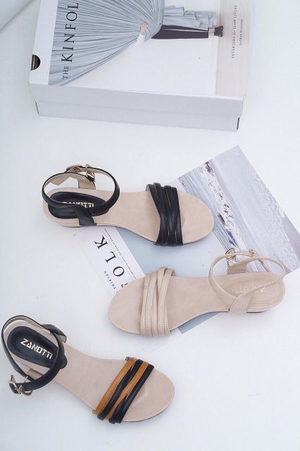 (SALE) Giày sandal cao gót đế xuồng