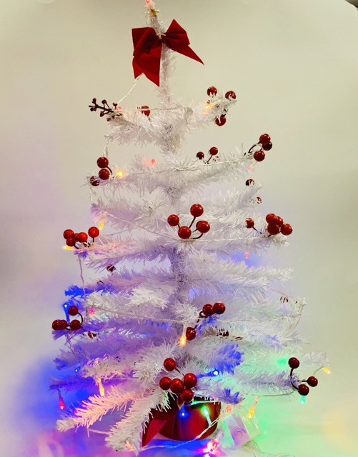 Cây thông Noel trắng cherry đỏ để bàn có đèn led Trang trí noel