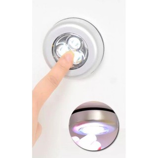 Đèn led 3 bóng lắp pin dán tường siêu sáng