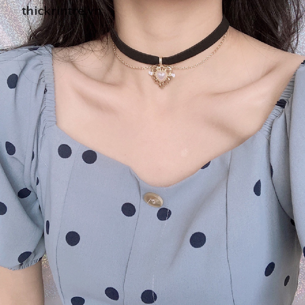 Vòng cổ choker nhung đen mặt hình trái tim làm quà tặng cho nữ