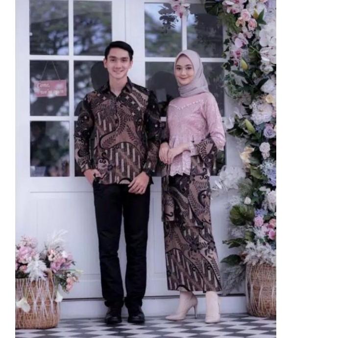 Bộ Gạch Men Kebaya Mới