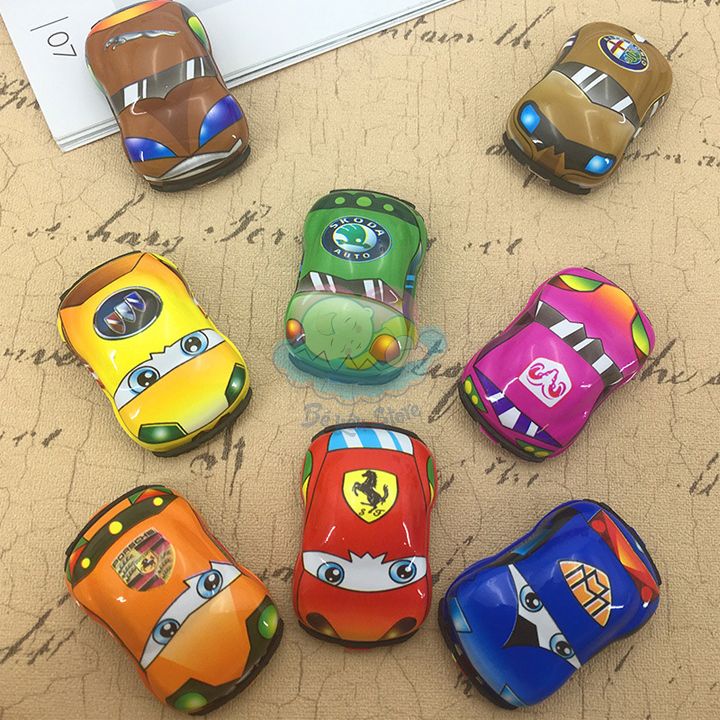 Ô tô đồ chơi cho bé chạy đà bằng dây cót, xe di chuyển rất nhanh, bé sẽ rất thích thú khi chơi (giao ngẫu nhiên)