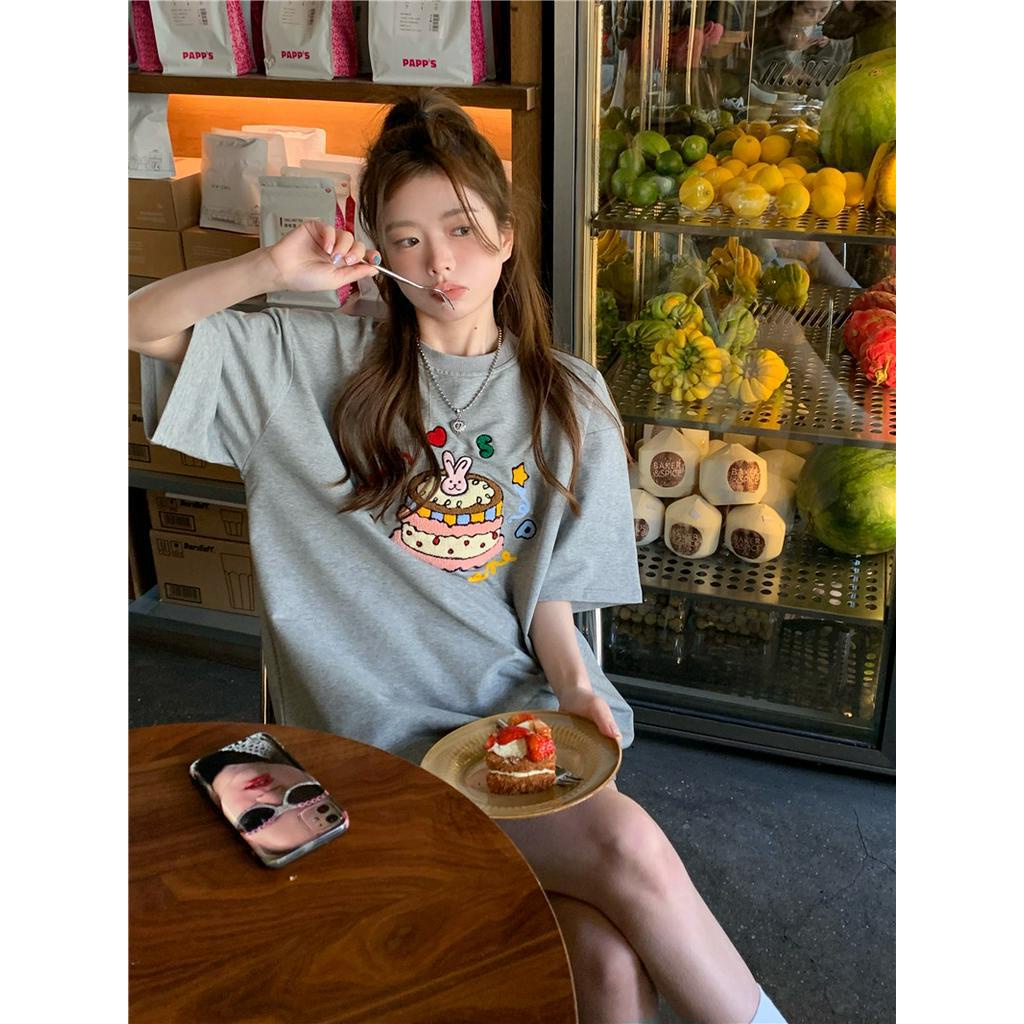 Áo Thun Nữ Ngắn Tay Dáng Rộng Thêu Hình Bánh Kem Phong Cách retro