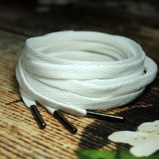 Dây trắng dẹt bọc kim loại đen