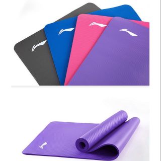 Thảm tập Lining chống trơn trượt