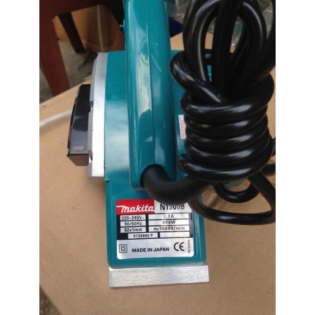 MÁY BÀO GỖ MAKITA N1900B