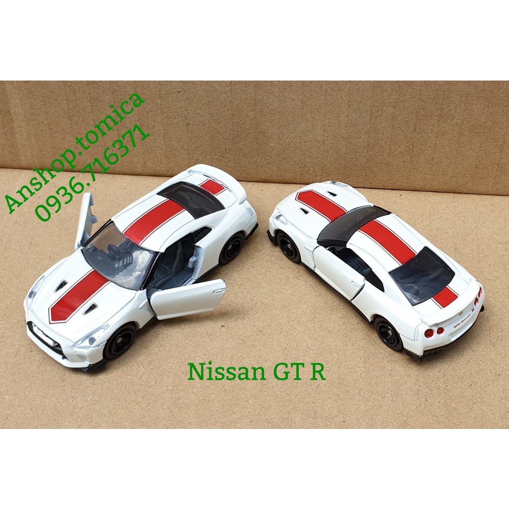 Mô hình xe Nissan mở được cửa, bản đặc biệt tomica Nhật Bản