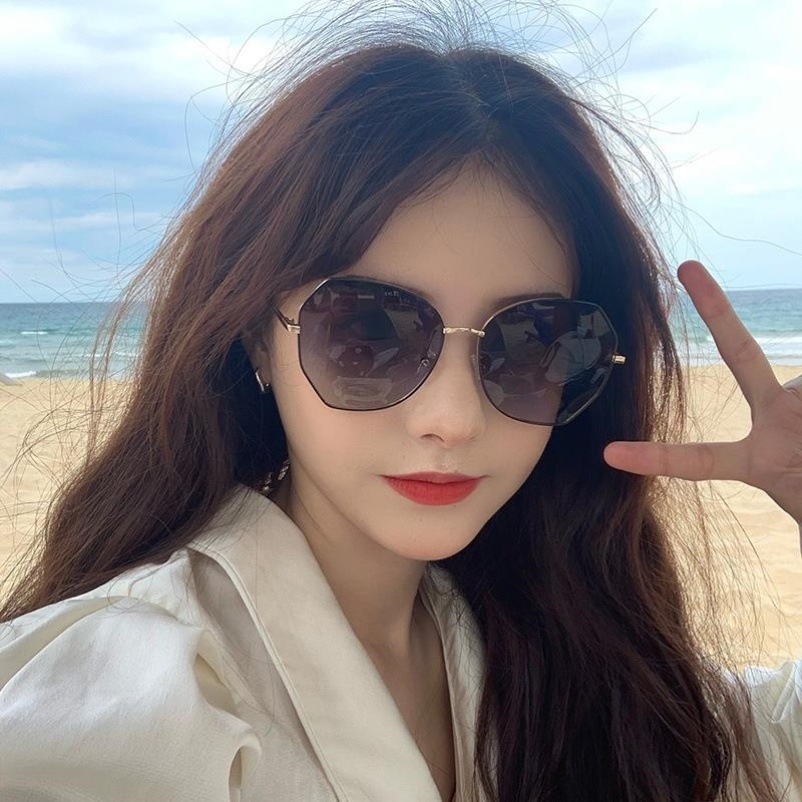 Kính râm nữ Hàn Quốc chống tia UV400 phân cực kiểu dáng thời trang khung gọng hợp kim thép