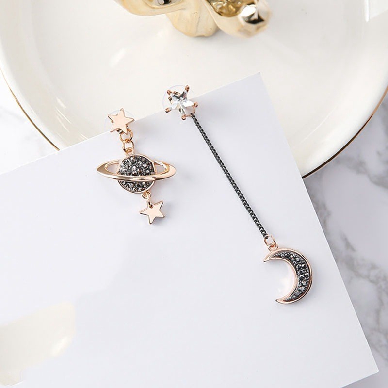 Khuyên tai hợp kim bất đối xứng hình ngôi sao và mặt trăng