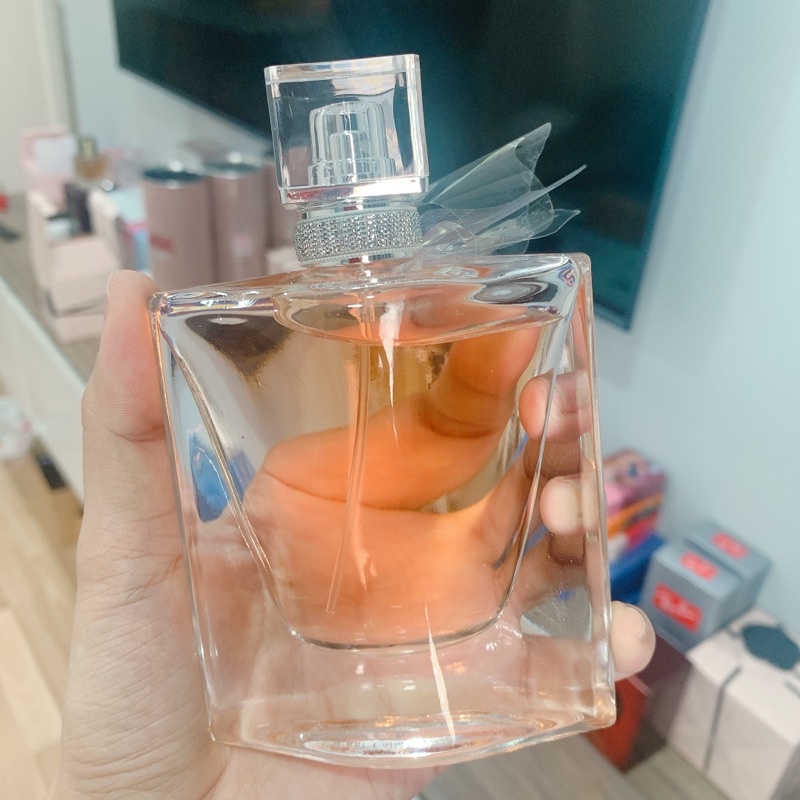 Nước hoa ngọt ngào quyến rũ