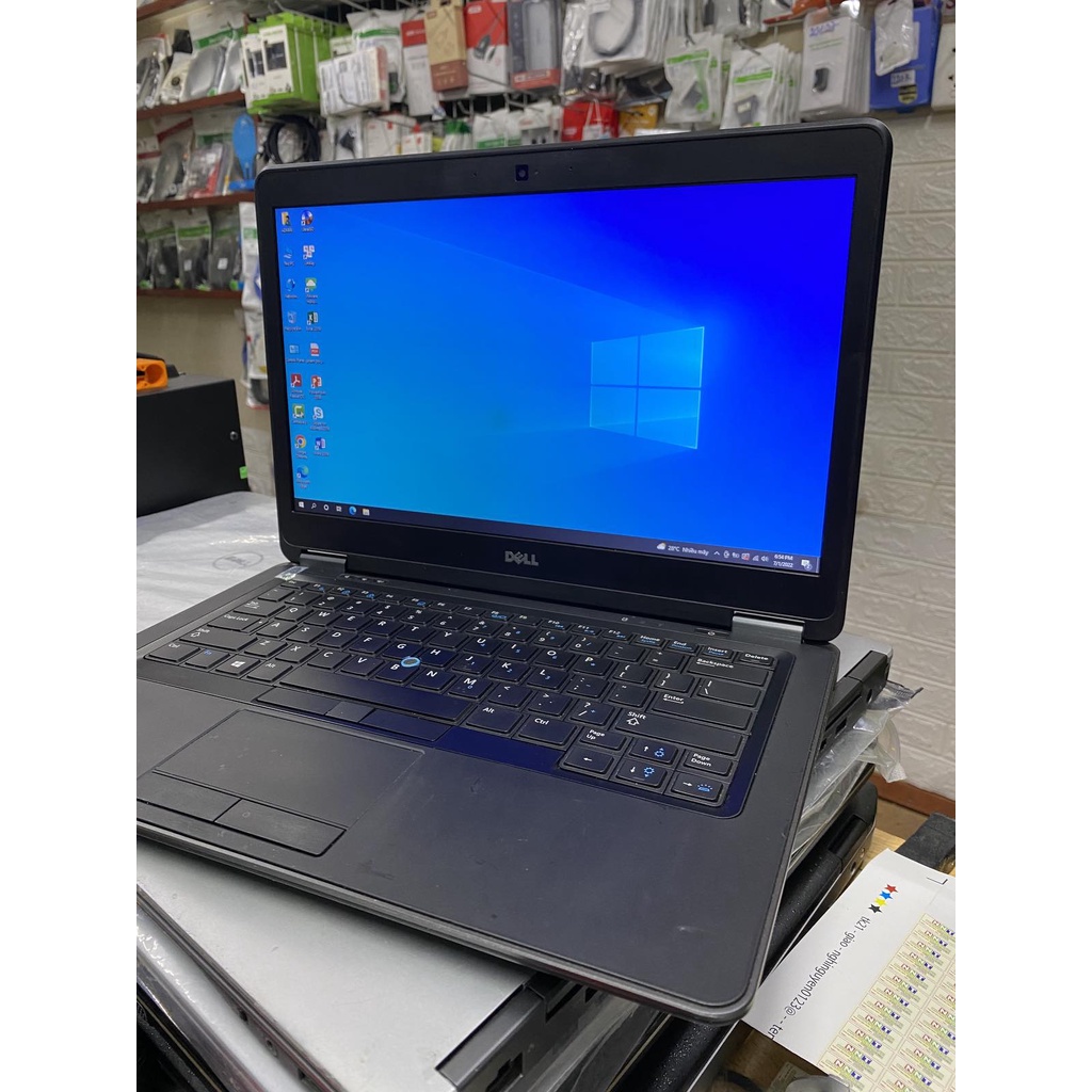 Laptop Dell Latitude E7440 (Core i5-4300U, RAM 8GB, DDR 3 SSD 256GB, Sinh viên - Gọn nhẹ - Làm việc mượt