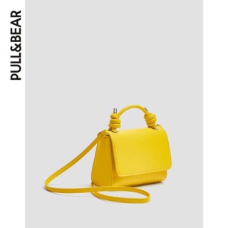 Túi vàng pull and bear🌻🌻