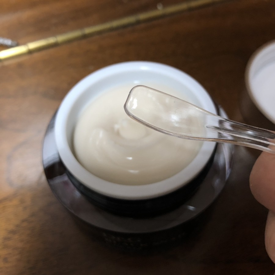🌟AUTH_BILL Kem Ốc Sên trẻ hóa và làm sáng da DR.G Black Snail Cream