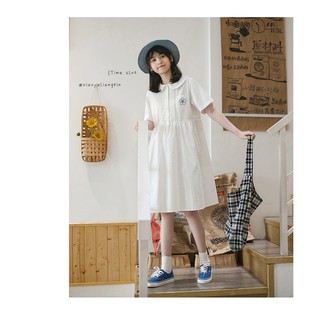 Đầm babydoll Hàn thêu hoa anh đào