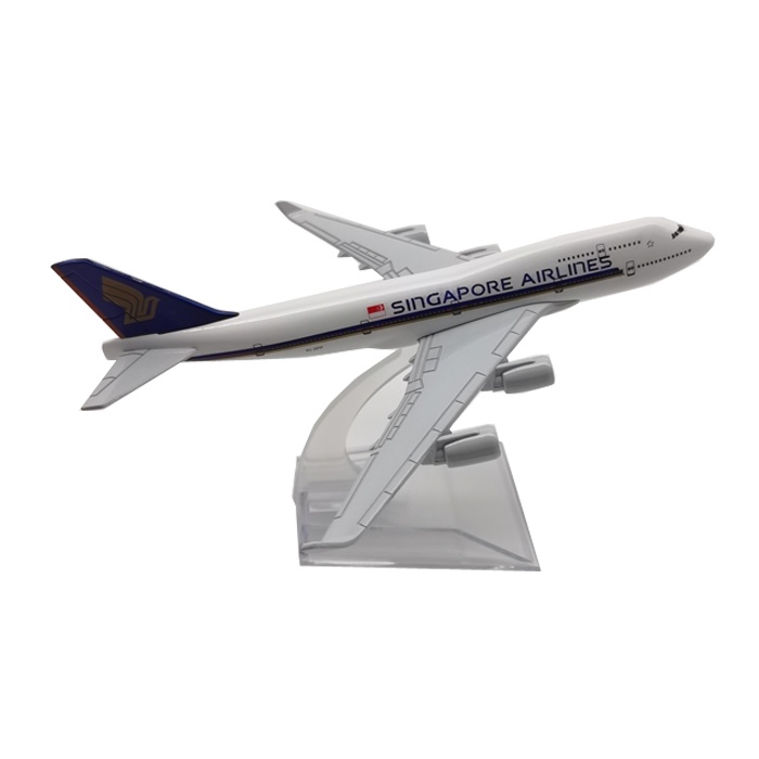 Mô hình máy bay Singapore airlines B747 16cm(Mô hình máy bay+ đế trưng bày)
