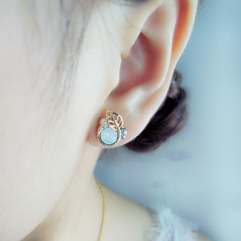 Đôi khuyên tai hình lá khảm đá lấp lánh xinh xắn và thanh lịch cho nữ