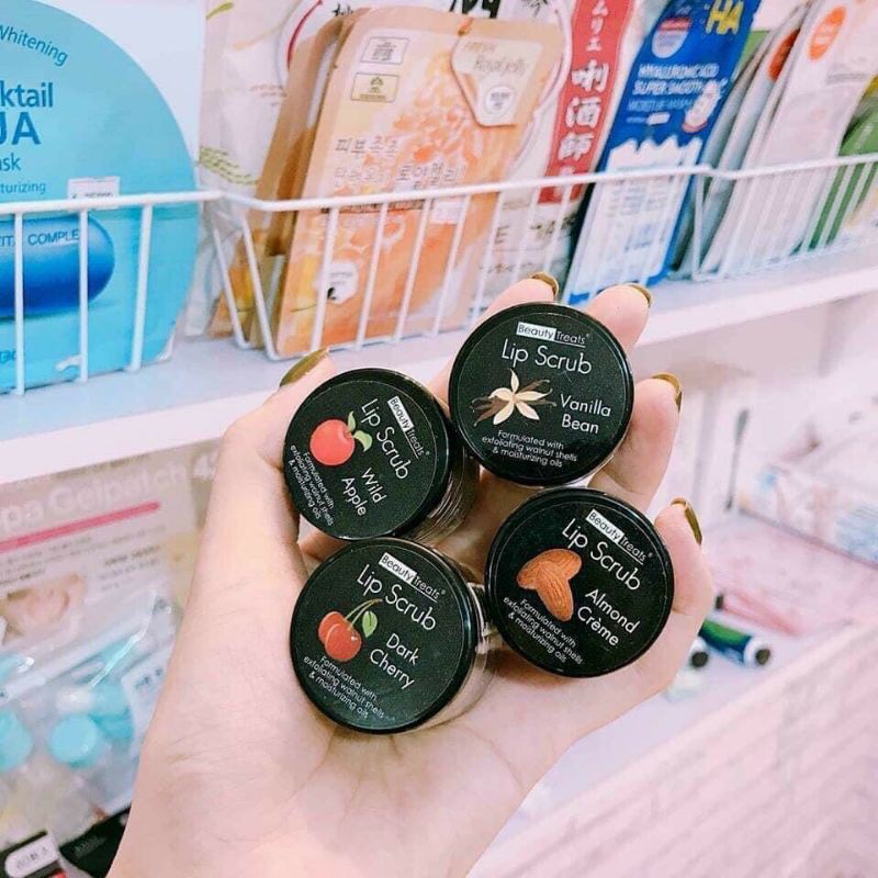 Tẩy tế bào chết môi Beauty Treats Lip Scrub
