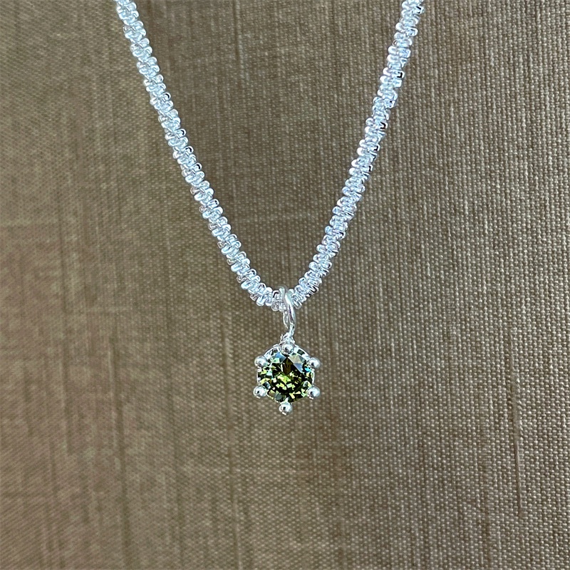 Vòng cổ Mặt Đá Zircon Xanh Lá Lấp Lánh Đơn Giản