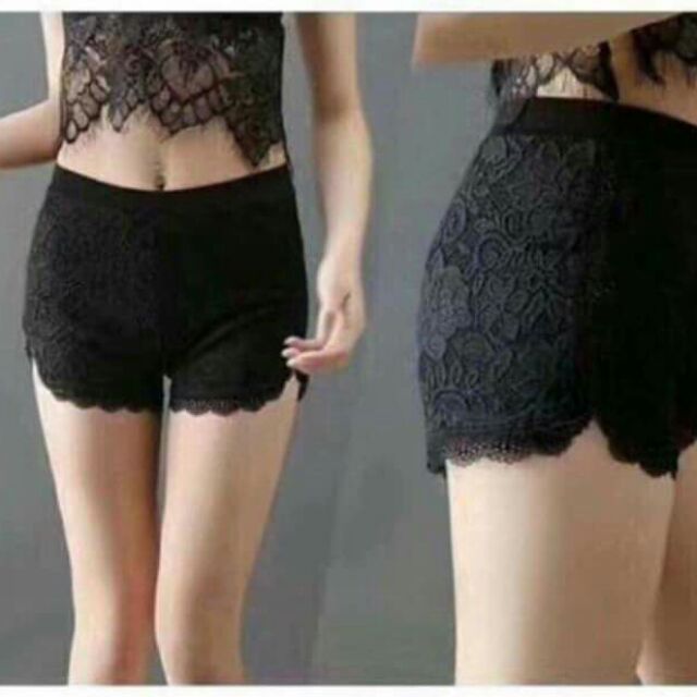 Quần ren mặc váy