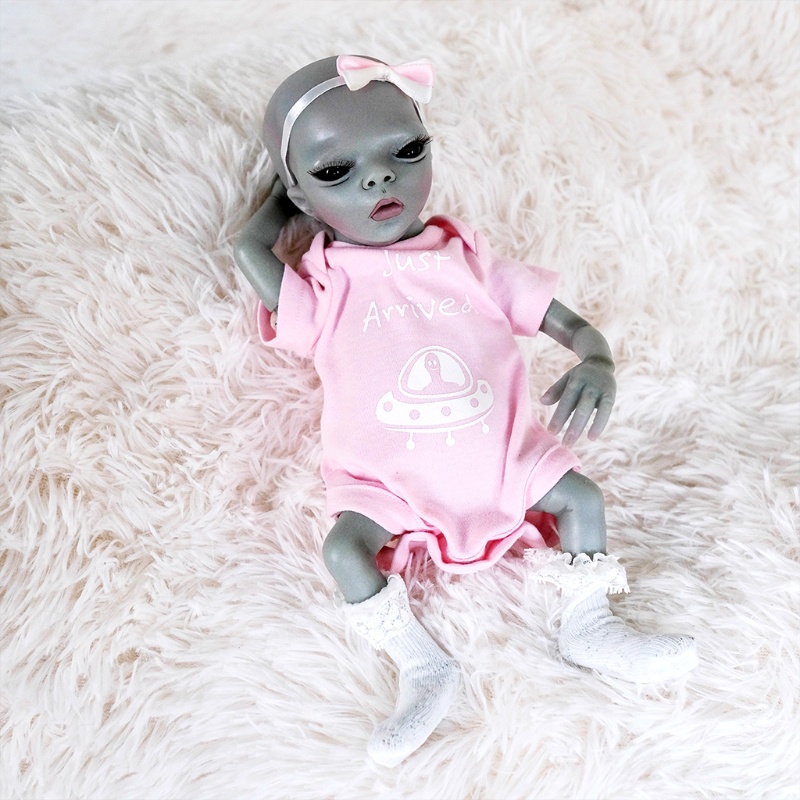 Mô Hình Búp Bê Người Ngoài Hành Tinh Sống Động Như Thật 35cm