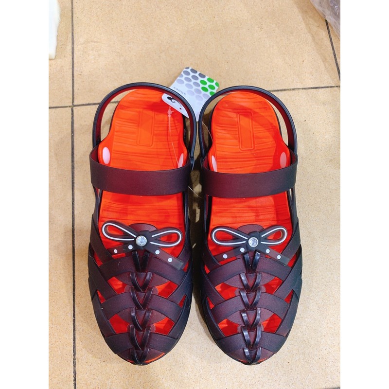 Dép nơ nhựa bít mũi có quai hậu