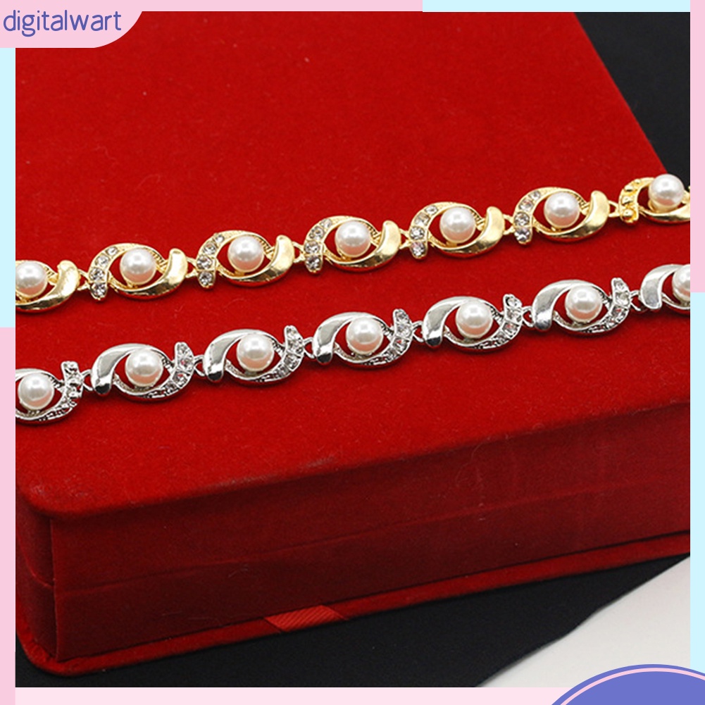 Vòng Đeo Tay Đính Ngọc Trai Giả Kiểu Dáng Thời Trang Dành Cho Nữ