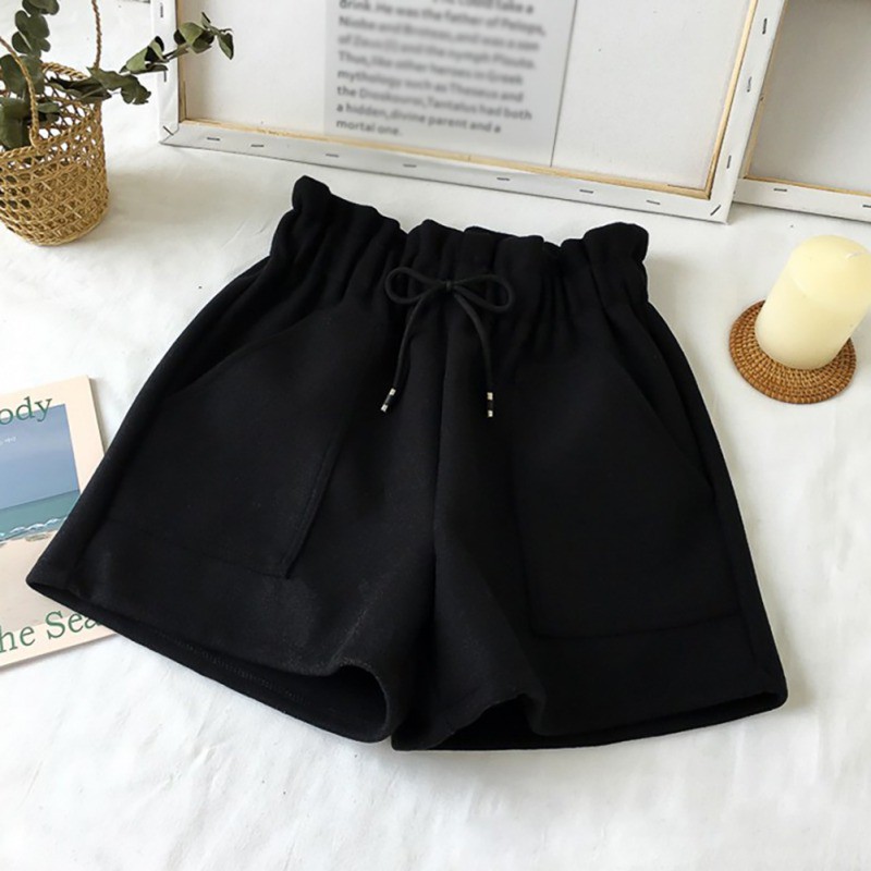 Quần short lưng cao phối túi thiết kế dáng rộng che khuyết điểm