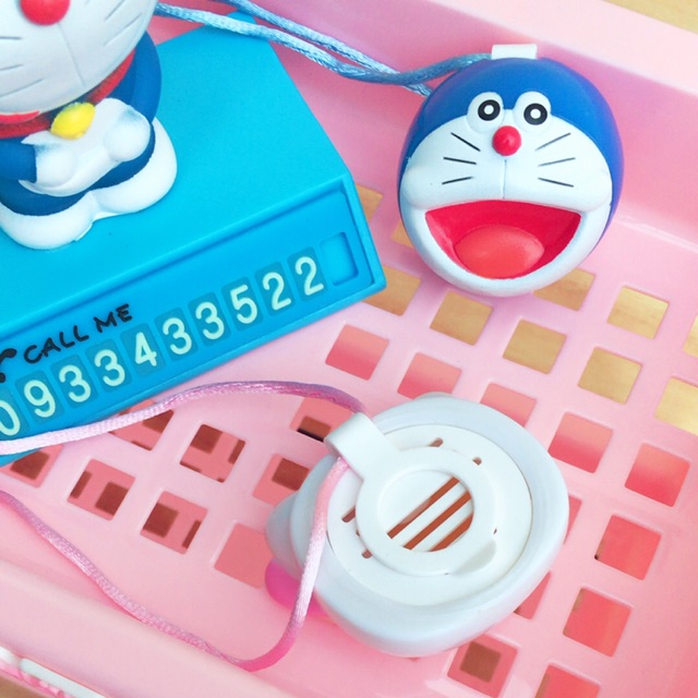 SÁP ĐUỔI MUỖI HELLO KITTY &amp; DORAEMON