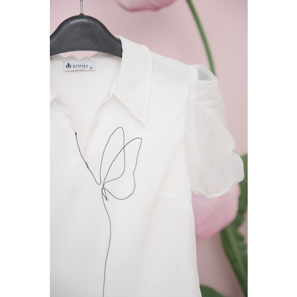 Áo sơ mi trắng thêu hoa Rimmy Hebe Shirt