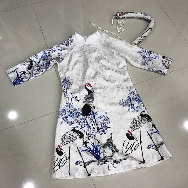 Áo dài cách tân hình Hạt ( thanh lý còn 99k)
