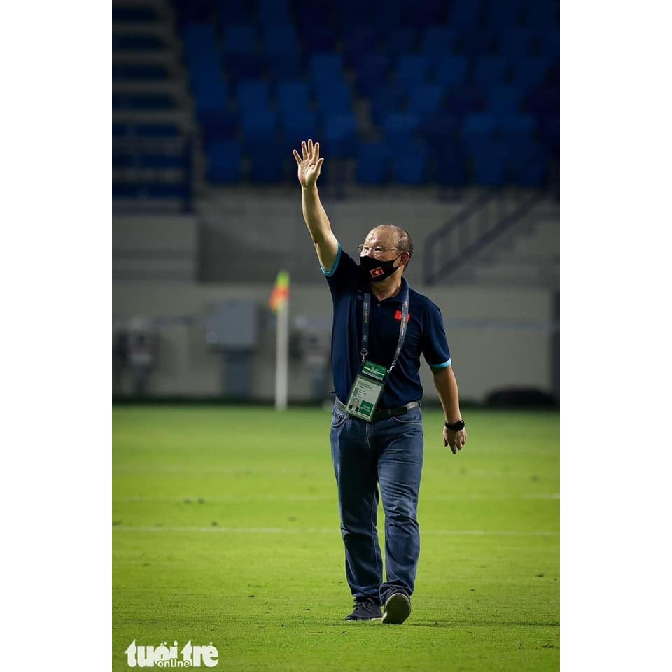 Khẩu trang đội tuyển bóng đá Việt Nam - vải Cotton 2 lớp kháng khuẩn | BigBuy360 - bigbuy360.vn