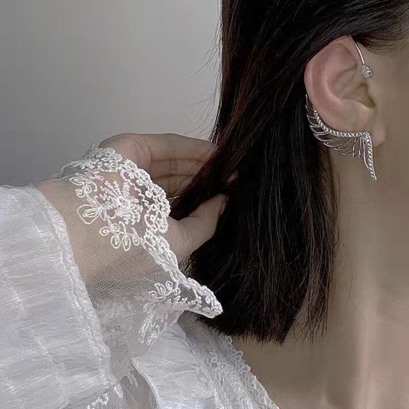 Bông Tai Hình Cánh Thiên Thần Đính Đá Sang Trọng Cho Nữ