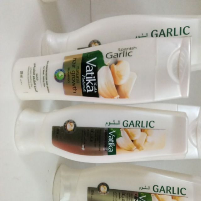 Dầu gội Vatika chiết xuất tỏi duy trì sự phát triển của tóc - Vatika Garlic Shampoo Helps Maintain Natural Hair Growth