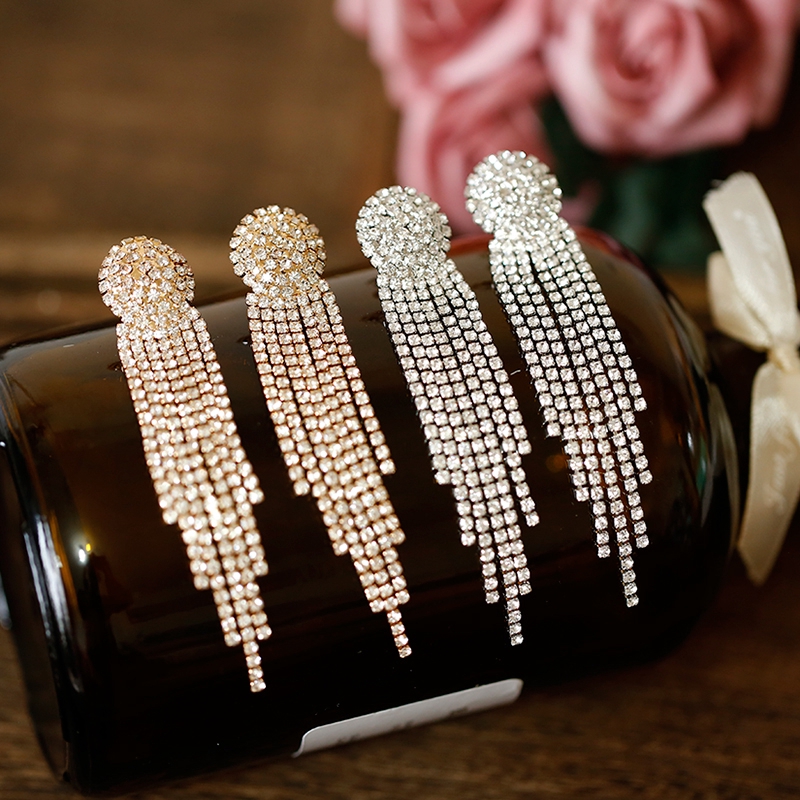 Hoa tai dáng dài đính pha lê thời trang cho cô dâu