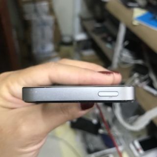 điện thoại Apple iPhone 5s Lock
