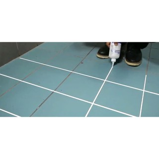Chai xịt lát nền tiện dụng