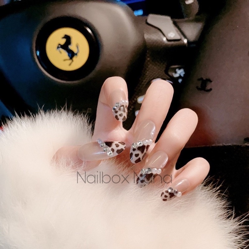 Nailbox Nuna móng úp beo sang chảnh. nail box sẵn có now ship