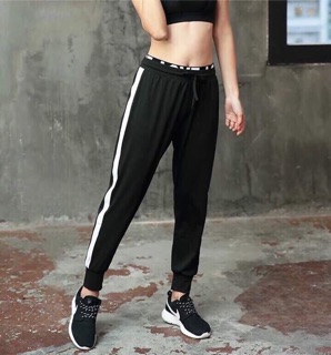 Quần Jogger vải mát mặc hè