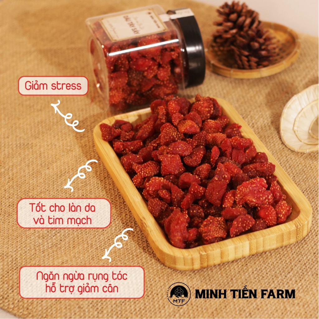 Dâu tây sấy dẻo, dâu tây sấy giòn không đường 100gr- 350gr, trái cây sấy Organic Gốc Đà Lạt Minh Tiến Farm