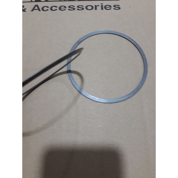 Hai lá sắt 1/2 vênh và phẳng Exciter 4 số Yamaha