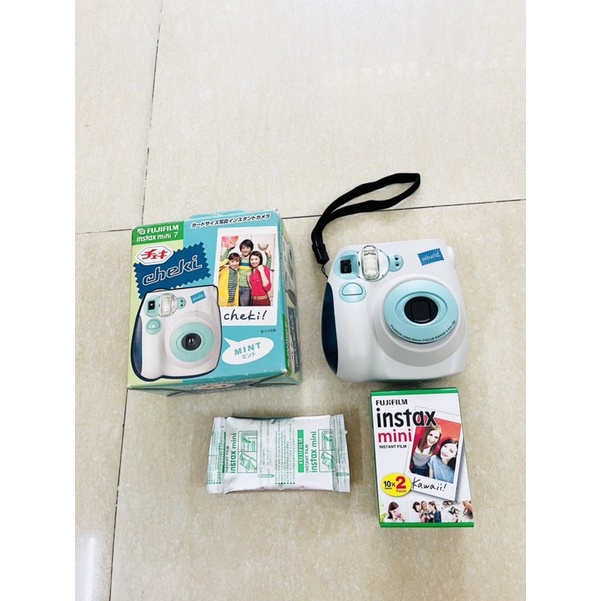 Máy chụp ảnh lấy liền Fujifilm Instax Mini 7 Cheki tặng kèm pin tiểu AA và 1 hộp film 10 tấm date 2024